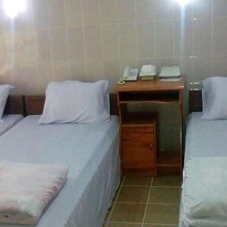 Red Dragon Hotel Хсипау Стая снимка