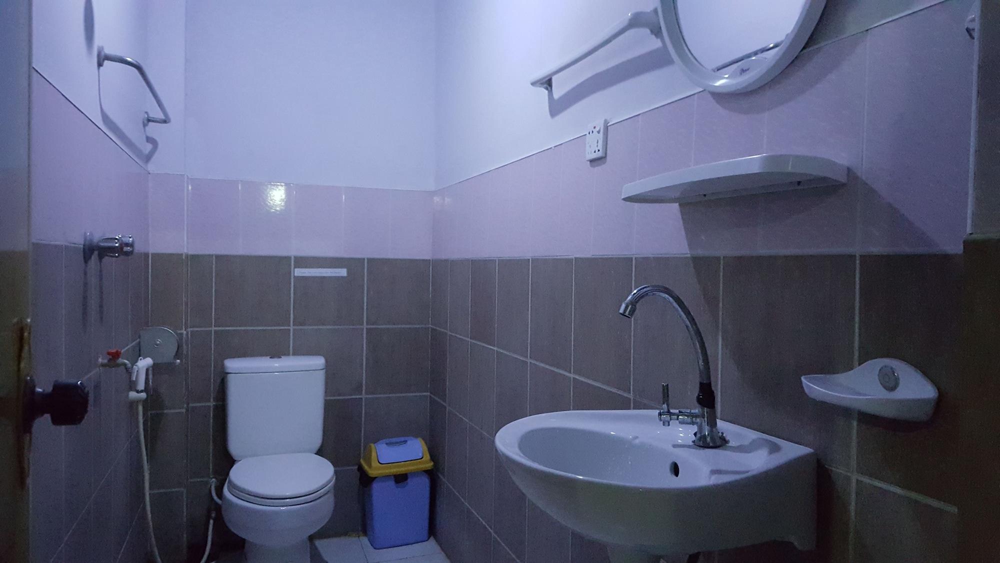 Red Dragon Hotel Хсипау Екстериор снимка