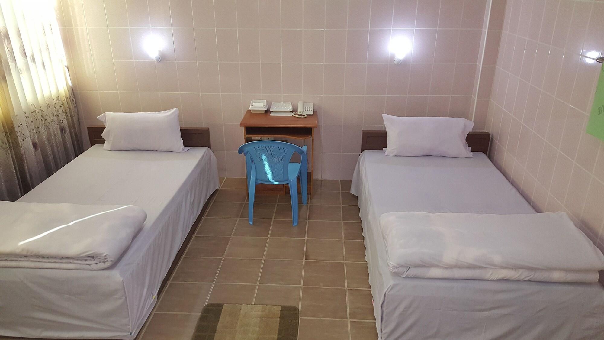 Red Dragon Hotel Хсипау Екстериор снимка