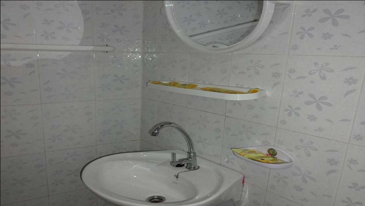 Red Dragon Hotel Хсипау Екстериор снимка