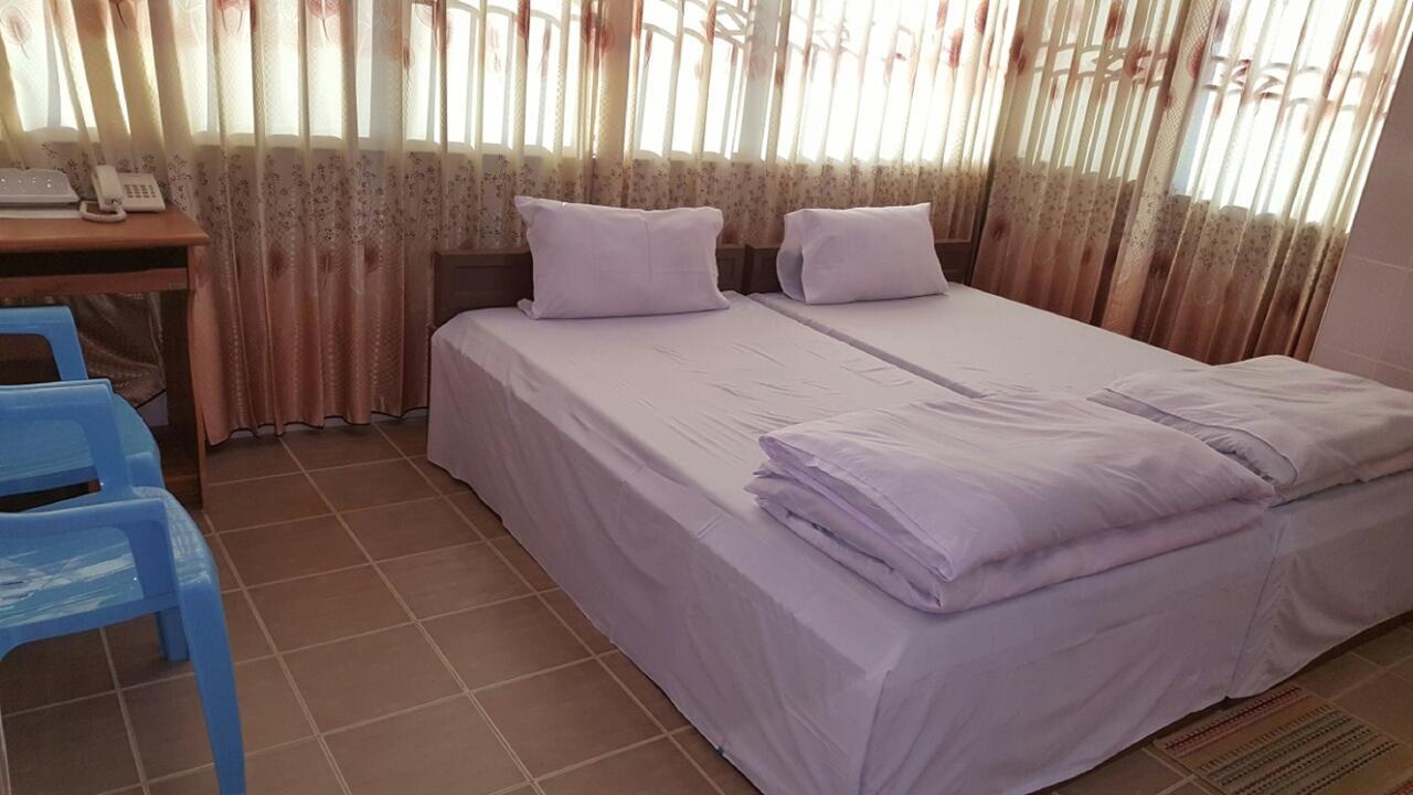 Red Dragon Hotel Хсипау Екстериор снимка